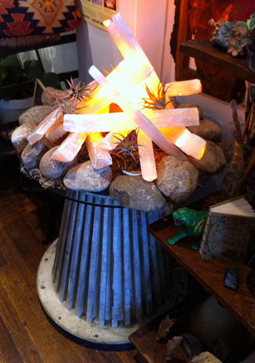 Ironwood Quartz Lamp